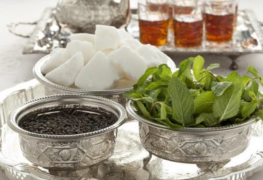 Moroccan-mint-tea-tray